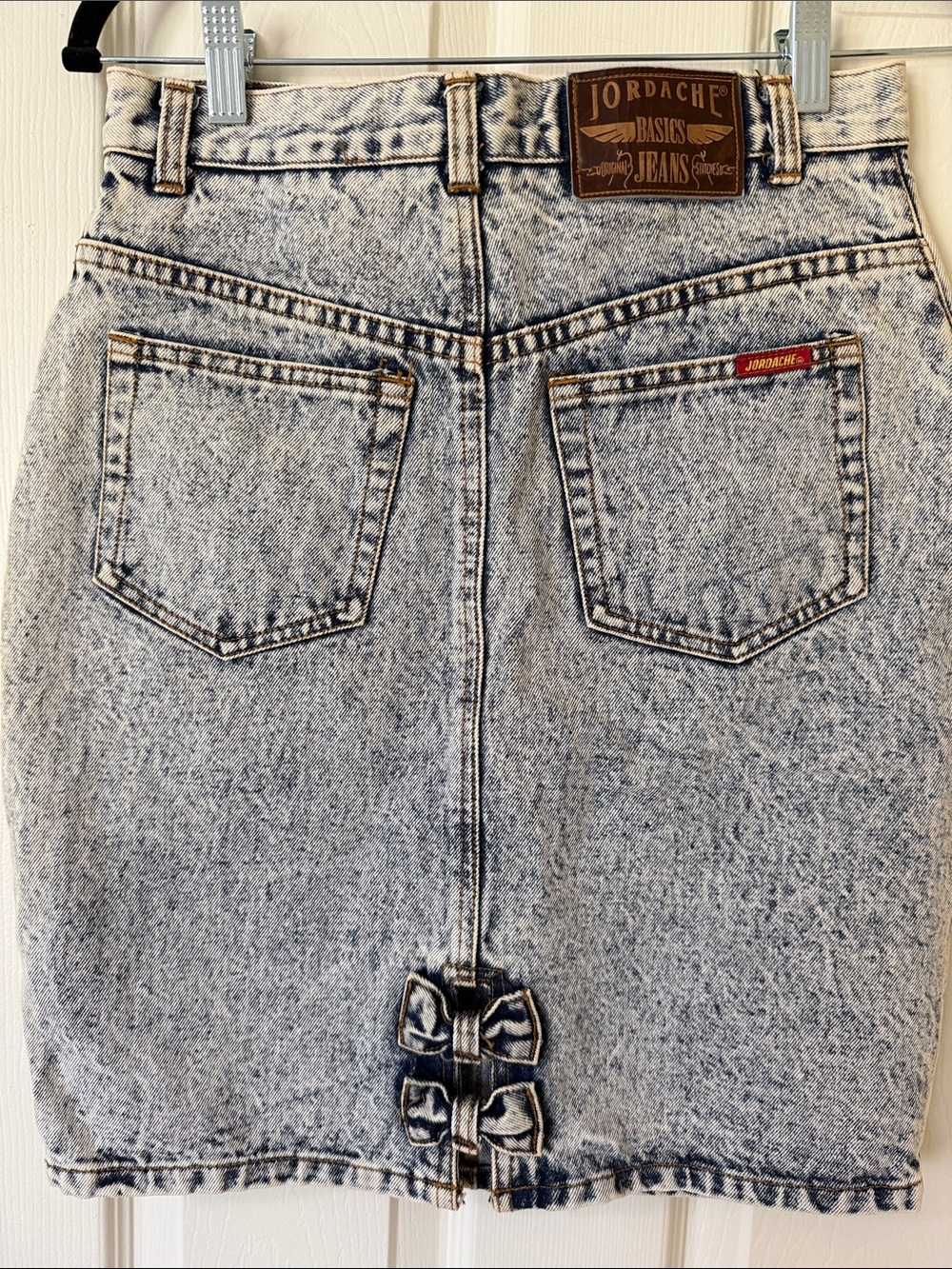 Jordache vintage Acid-Wash Denim Pencil Skirt in light wash
